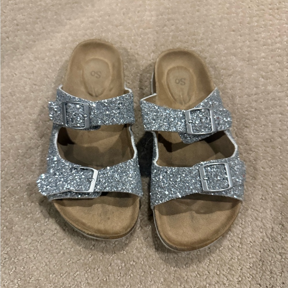 Girls size 3 sparkly sandals
